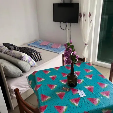 Borzic - One Bedroom With Terarce And Sea View Appartement